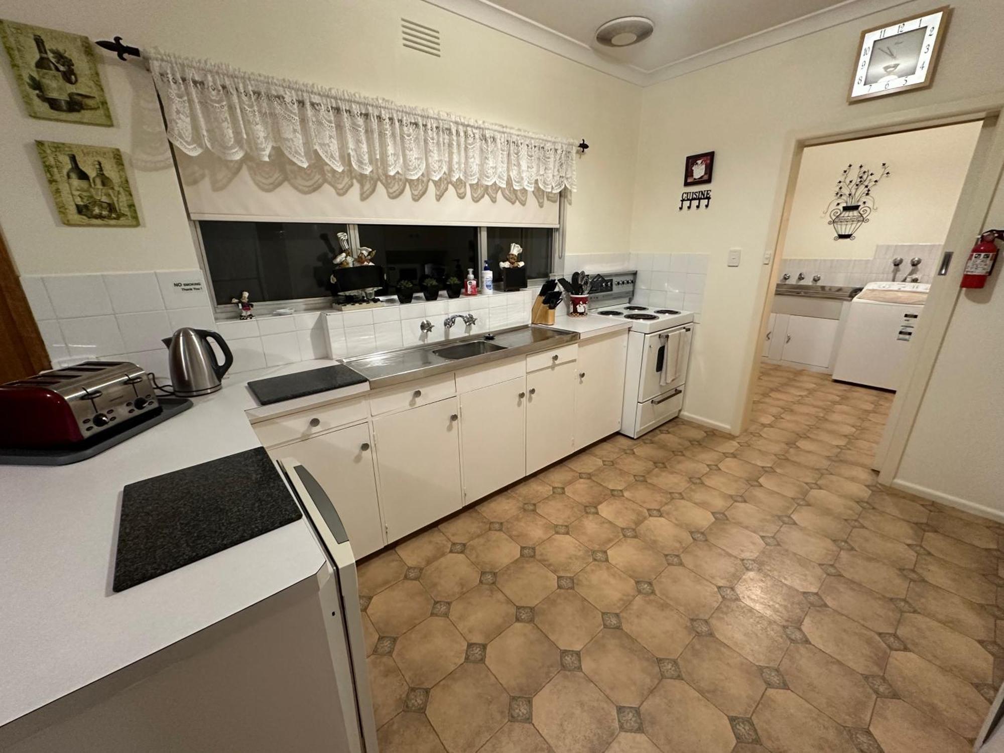 Admurraya House Bed & Breakfast Рутерглен Экстерьер фото
