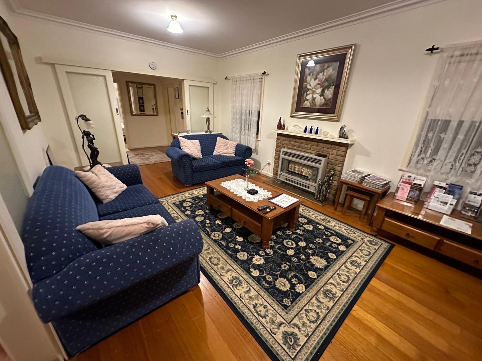 Admurraya House Bed & Breakfast Рутерглен Экстерьер фото